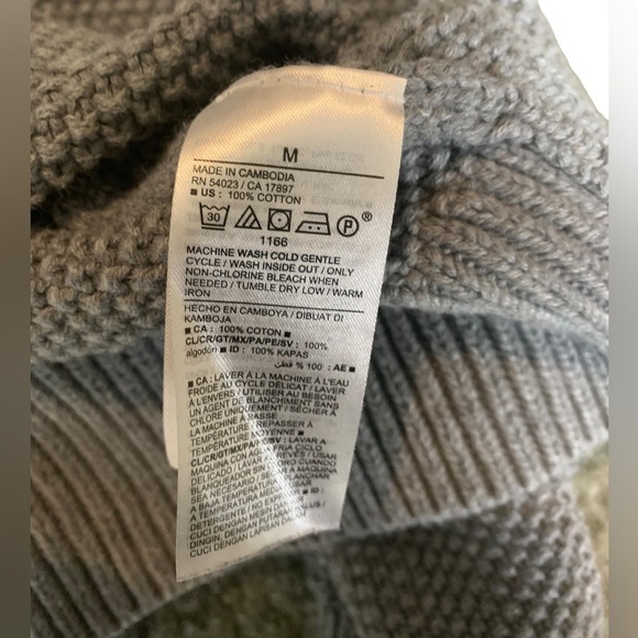 Gray Tunic 100% Wool knitted Old Navy Sweater - Picture 5 of 12